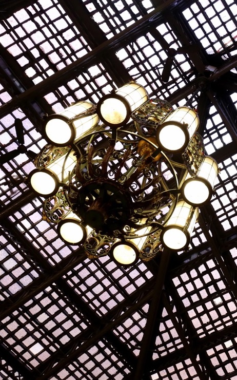 Buffalo - left banner