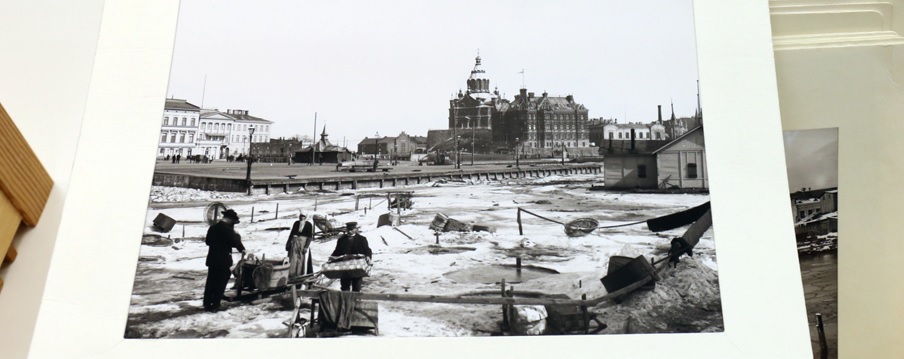 Cover image - historic photo