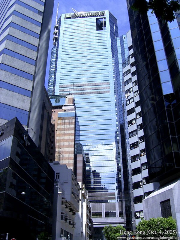 Here is Manulife's Asia-Pacific headquarters in Hong Kong :