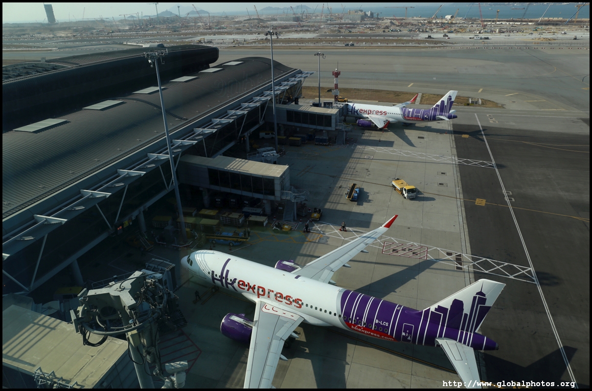 Flight Report CX 402 Hong Kong Taipei