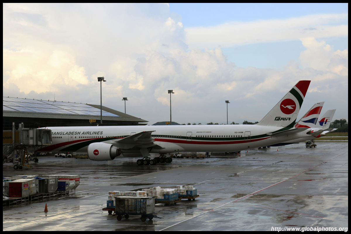 Kuala Lumpur International Airport Photo Gallery