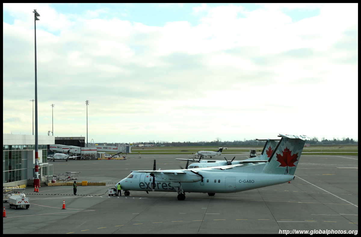 how long is the flight from toronto to yellowknife how long is the flight from toronto to yellowknife